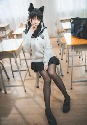 女大学生的沙龙室观看_BD免费电视剧